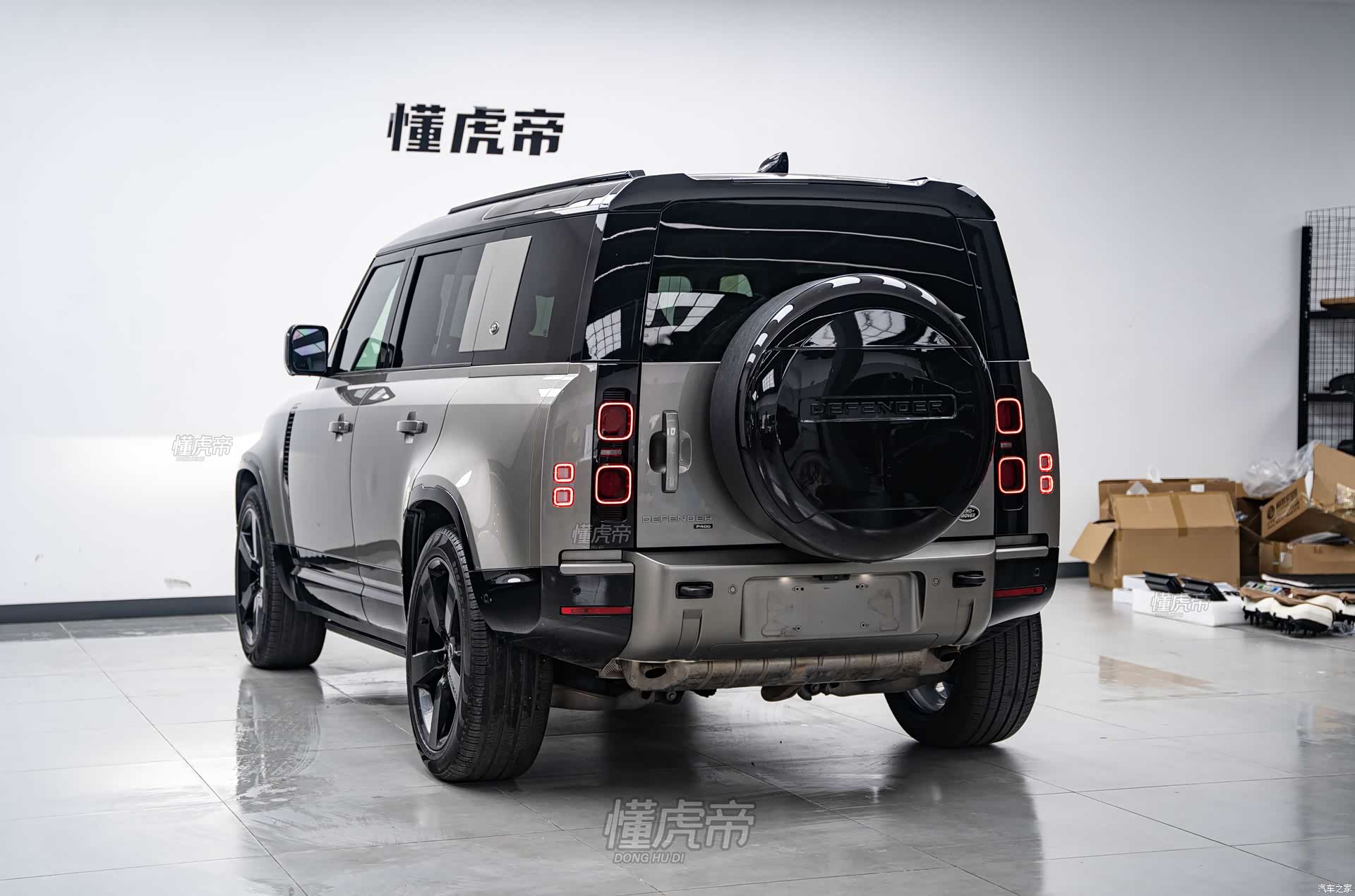 Land Rover Defender, 2021 7