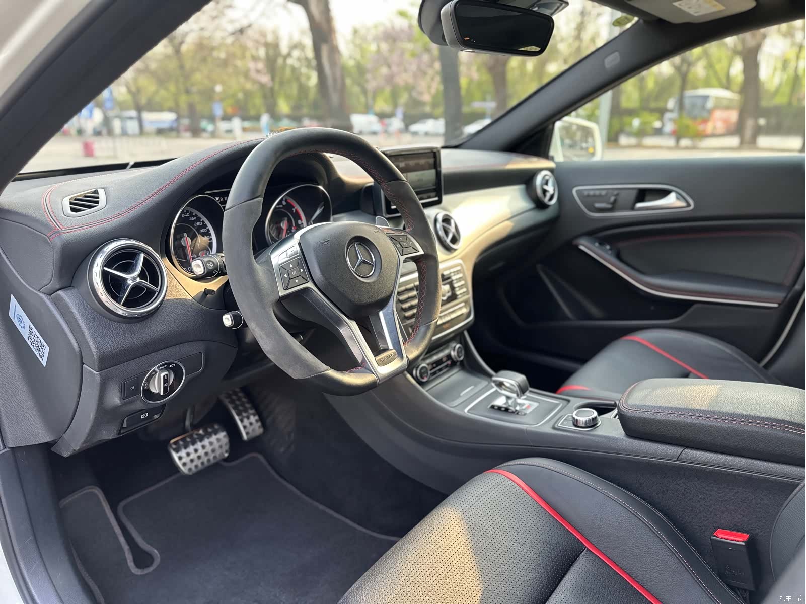 Mercedes-Benz GLA, 2015 18