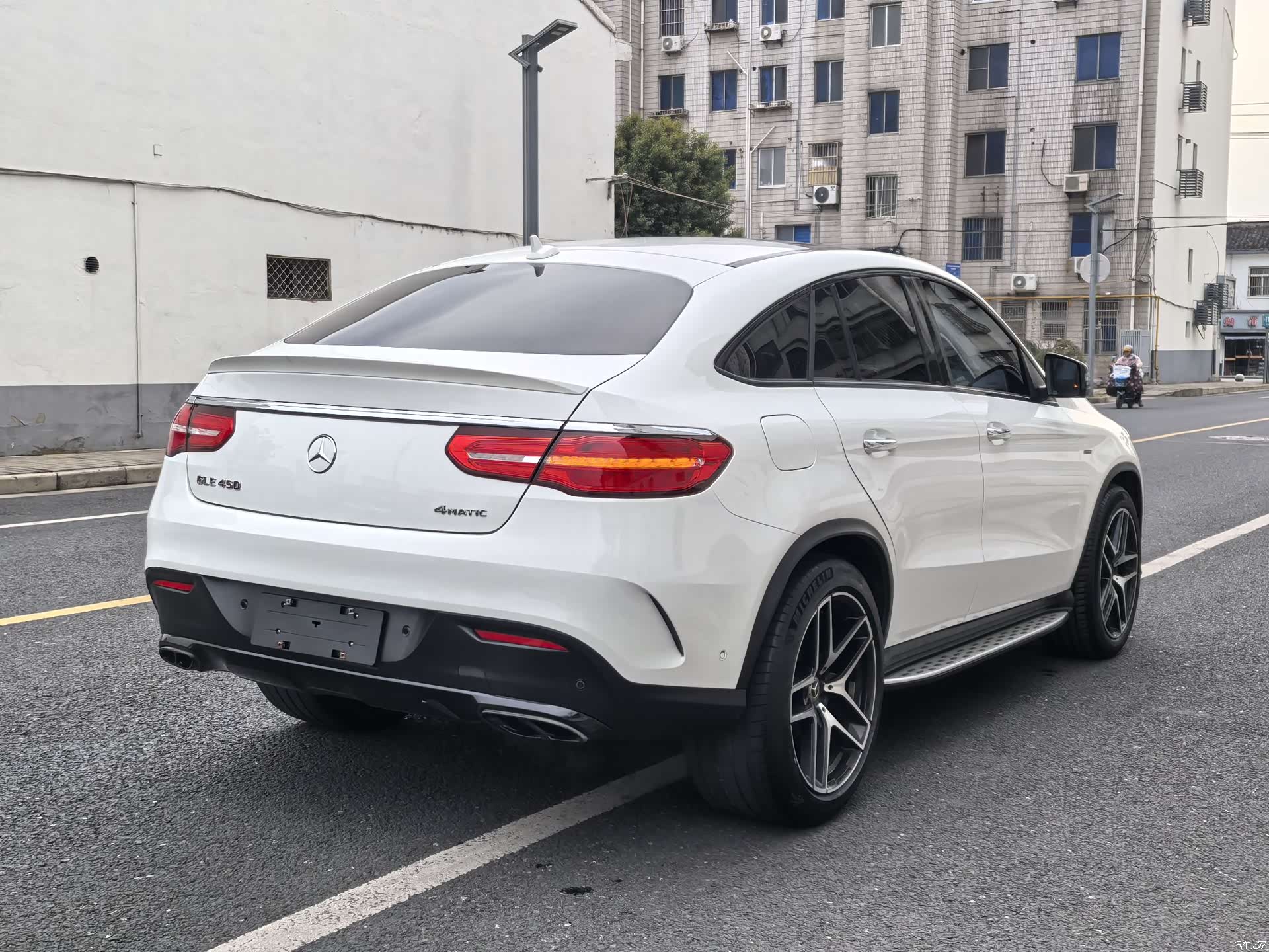 Mercedes-Benz GLE, 2017 11