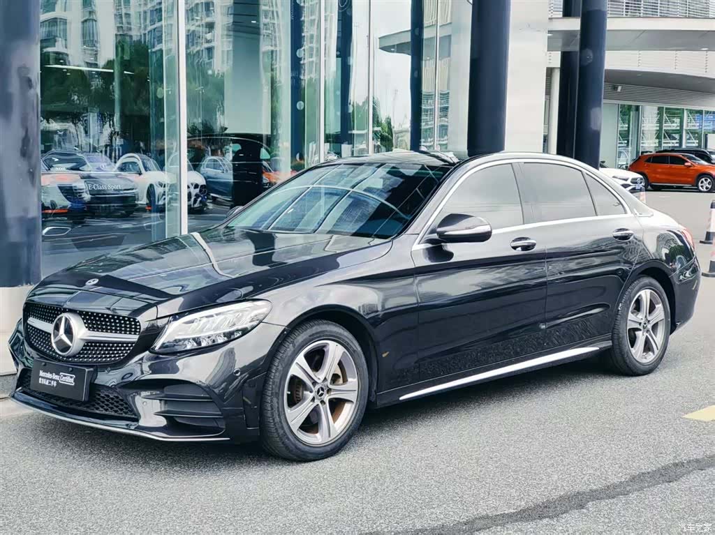 Mercedes-Benz C-Class, 2020 1