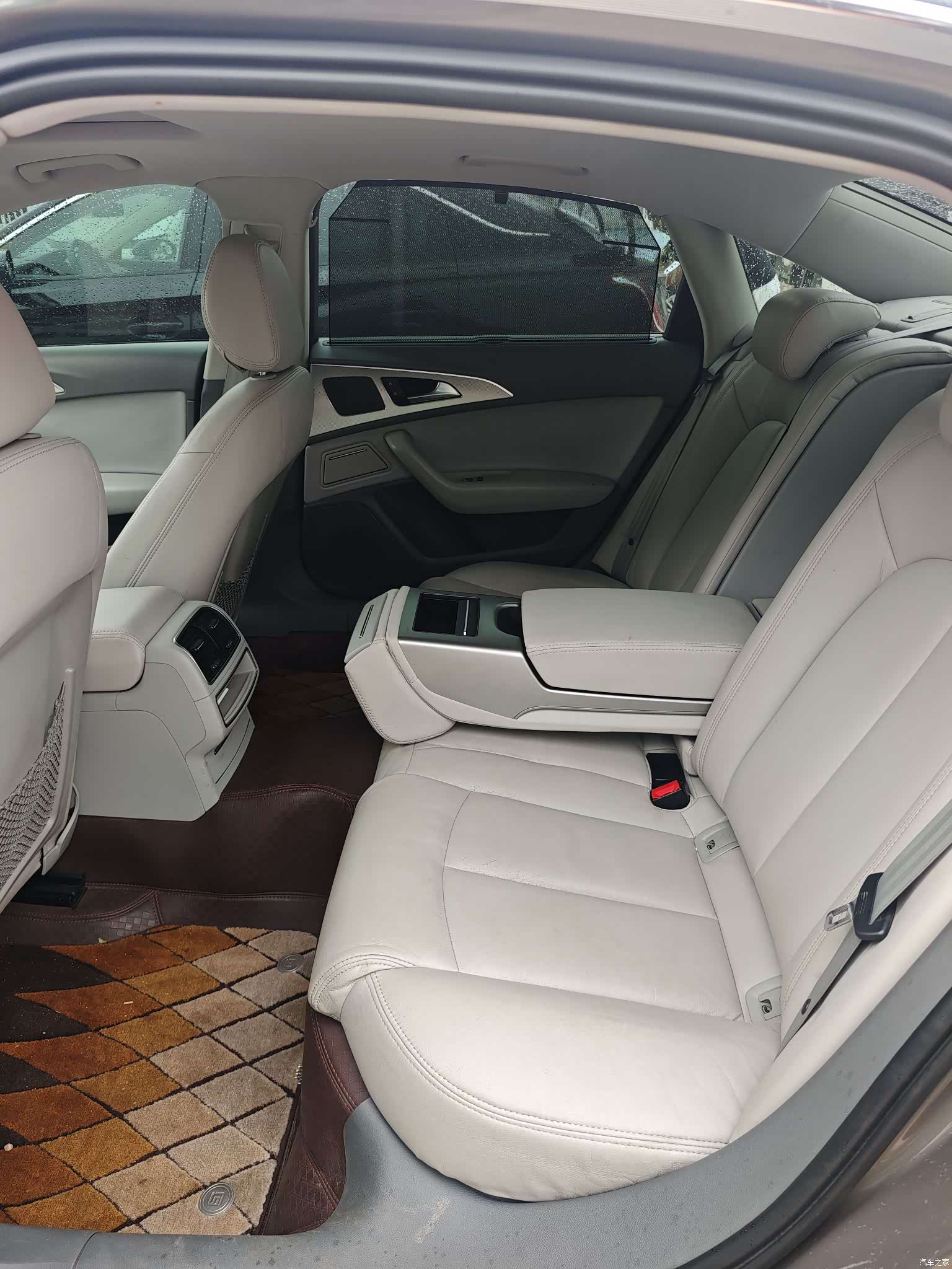 Audi A6L, 2012 8
