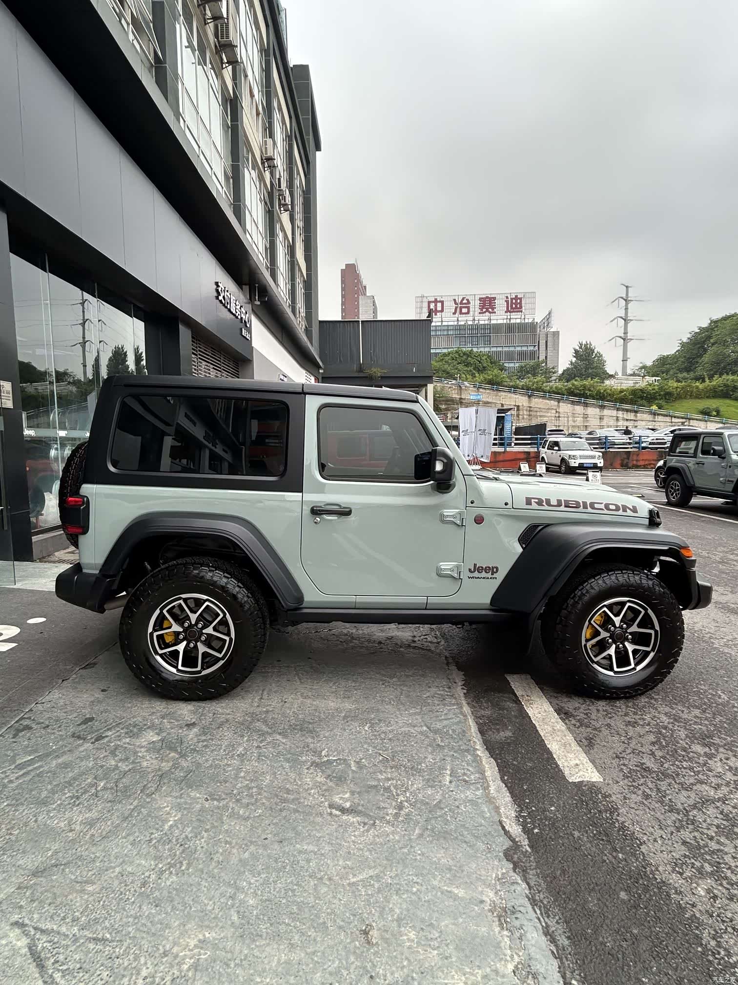 Jeep Wrangler, 2024 13