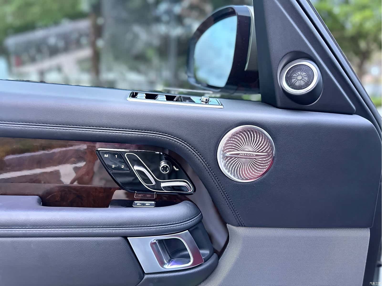 Land Rover Range Rover, 2022 14