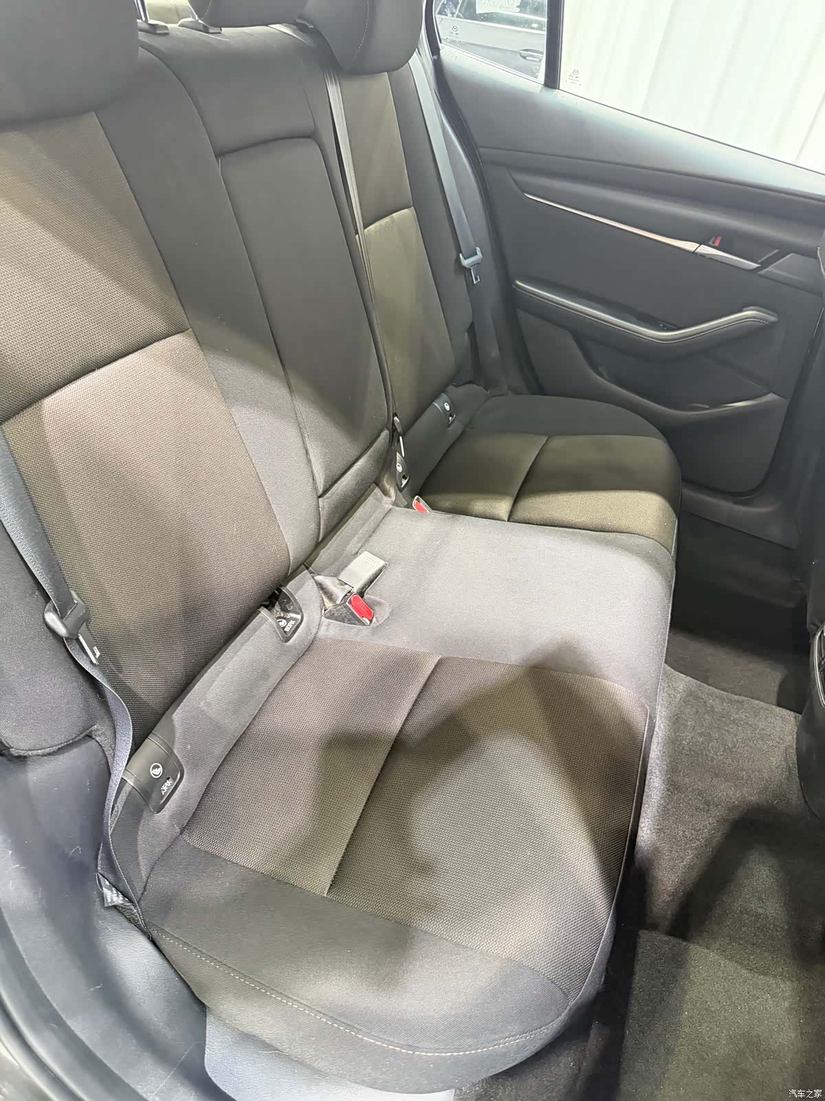 Mazda Mazda3, 2023 12