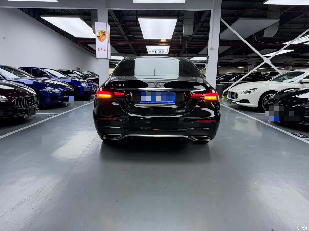 Mercedes-Benz E-Class, 2022 16