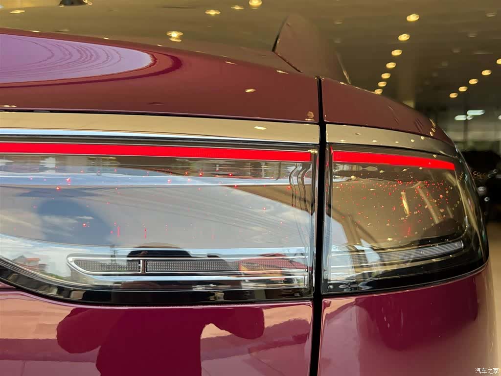 Stelato S9, 2025 10