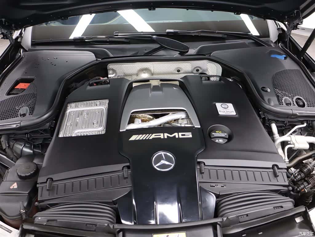 Mercedes-Benz E-Class, 2021 29