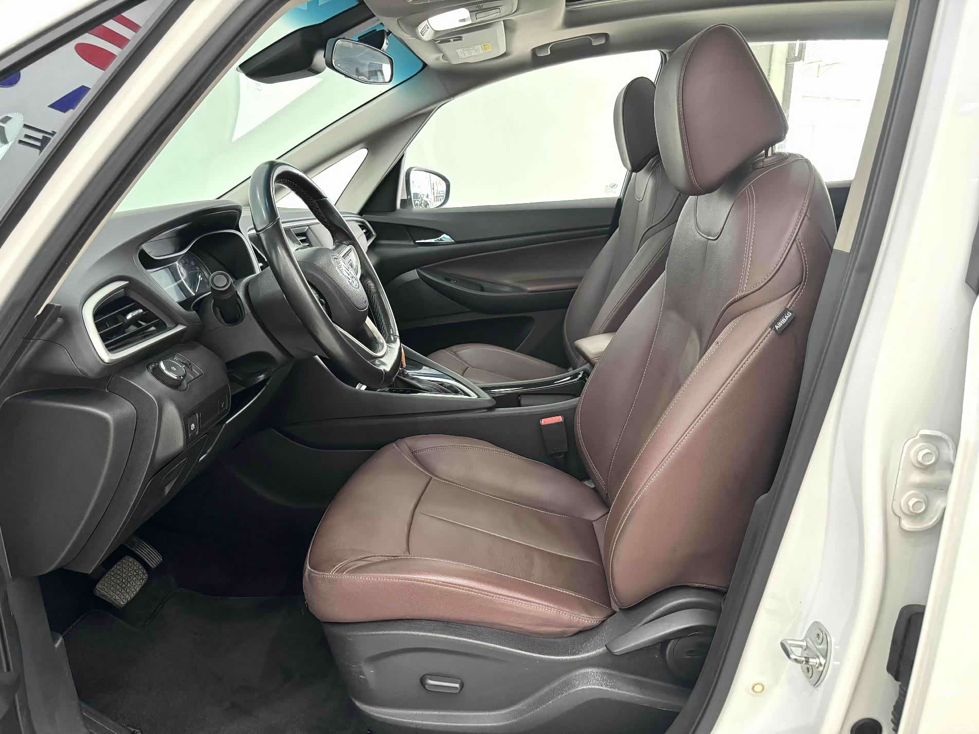 Buick GL6, 2018 16