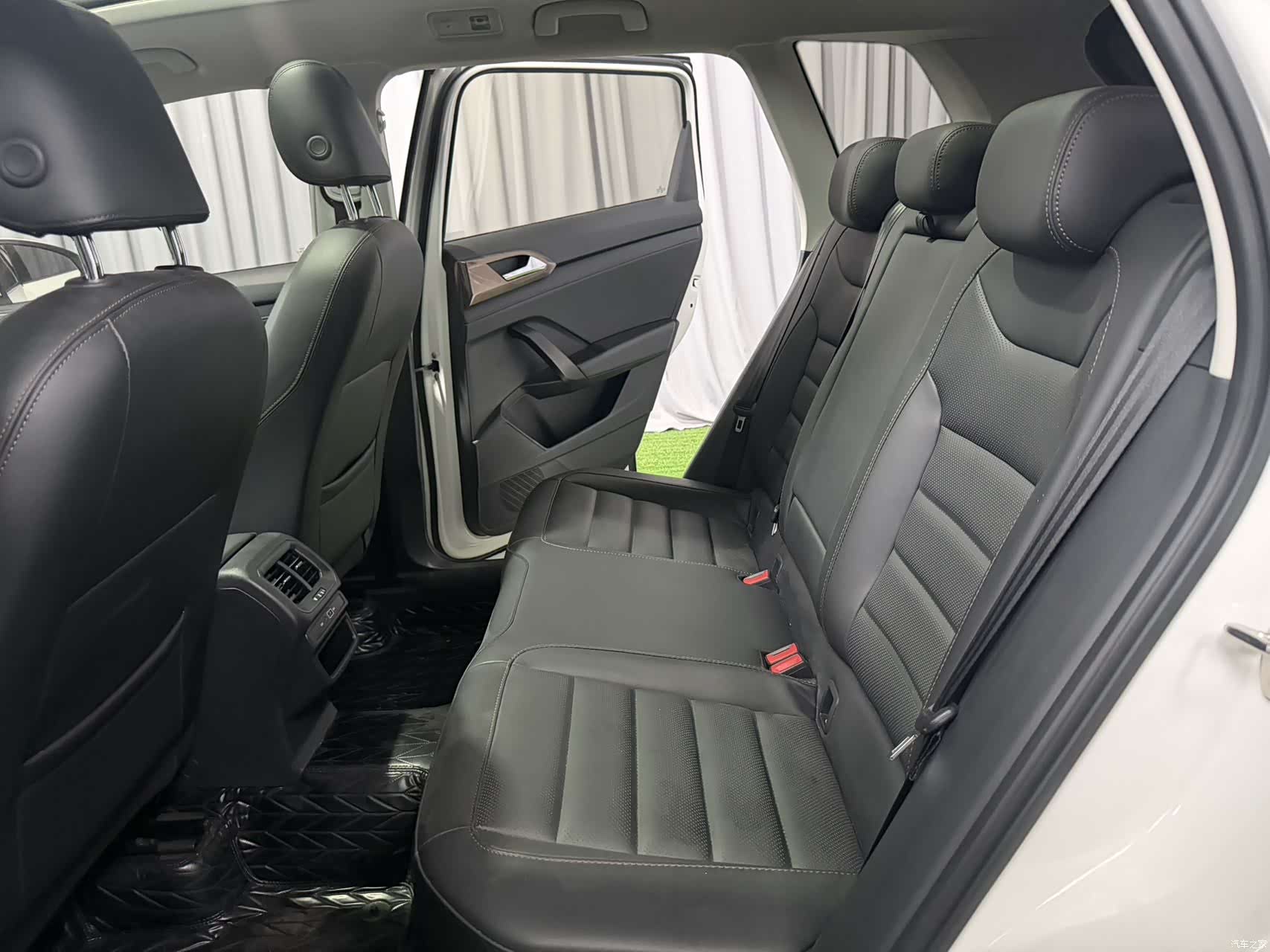 Volkswagen Tharu, 2022 16