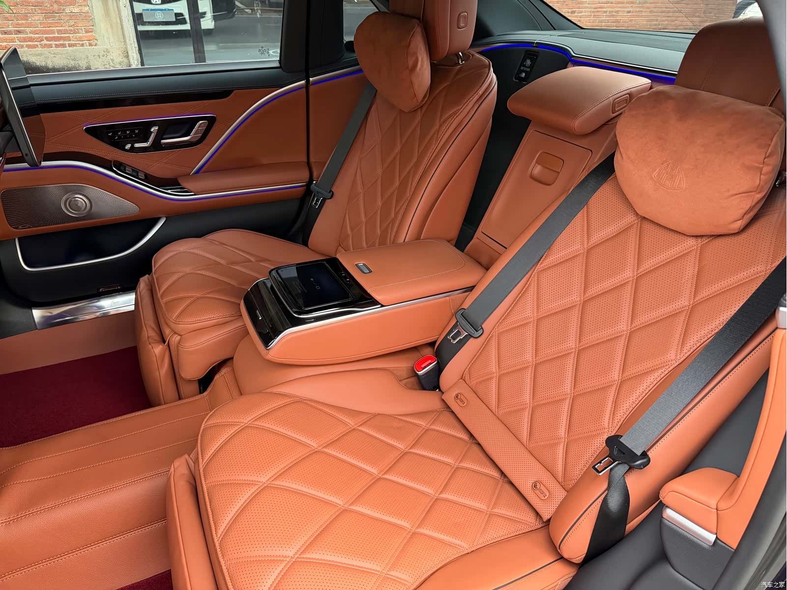 Maybach S-Class, 2023 13