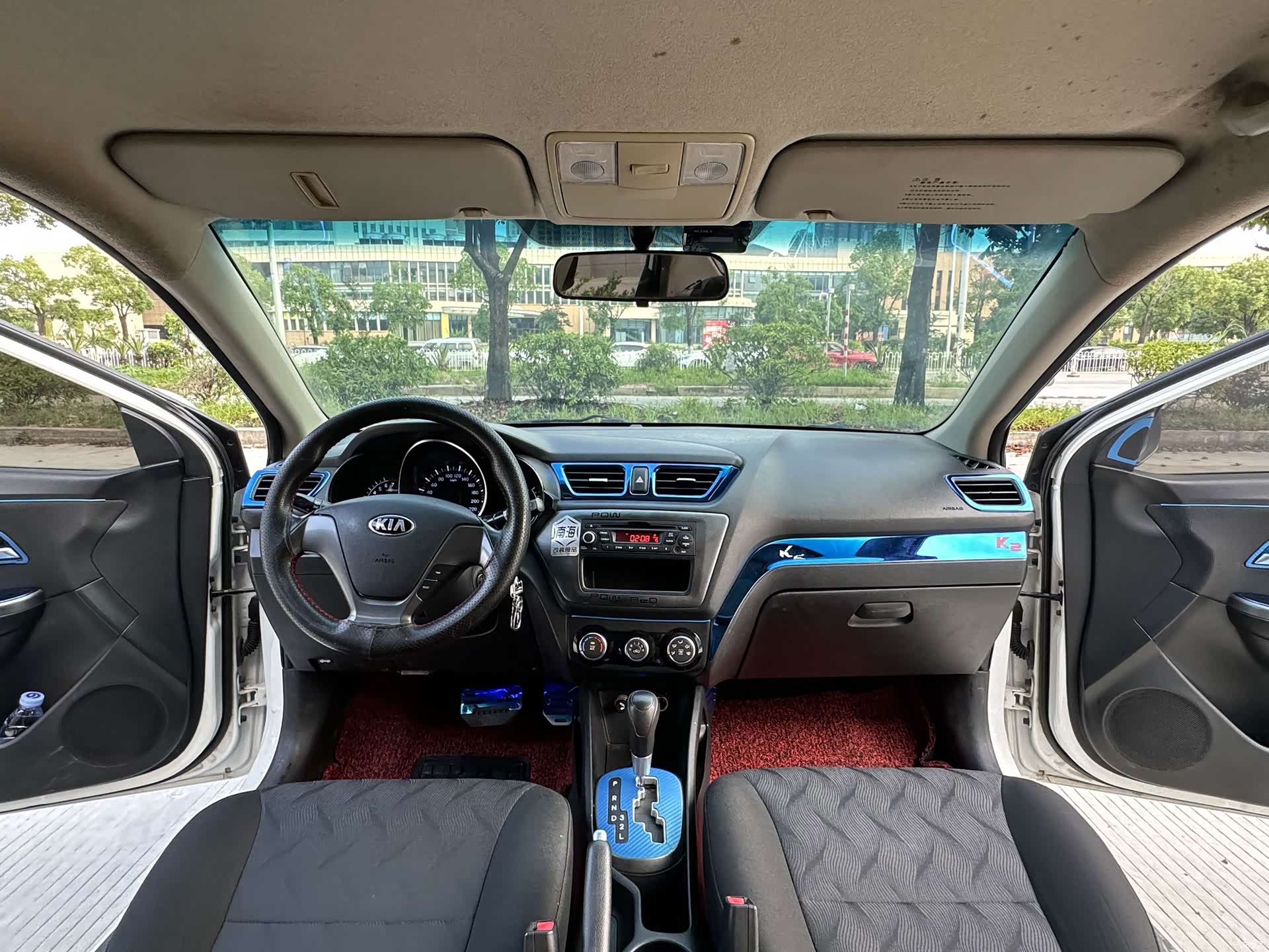 Kia K2, 2015 4
