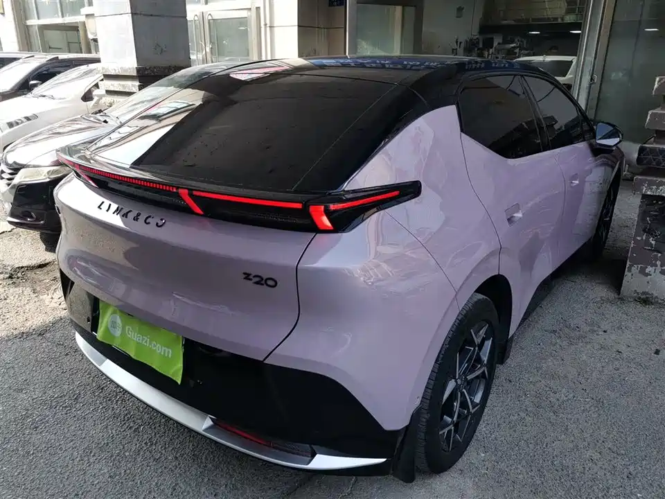 Lynk & Co Z20 Lynk & Co Z20