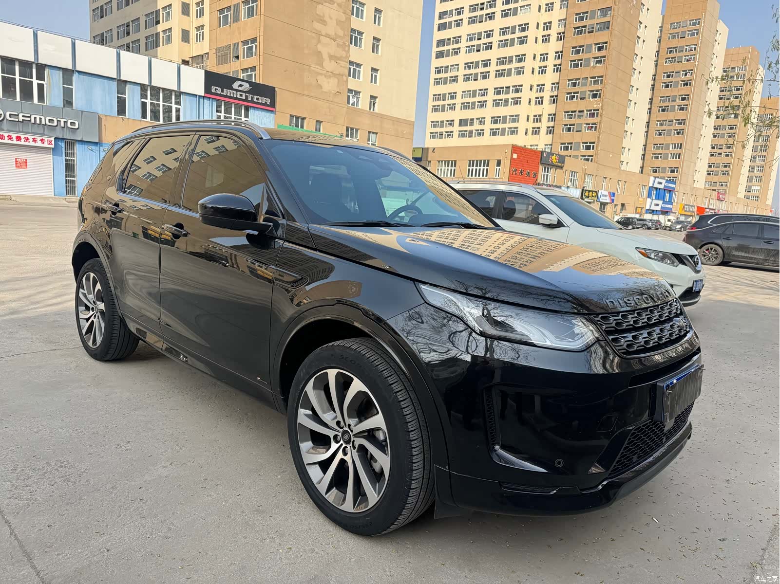 Land Rover Discovery, 2022 3