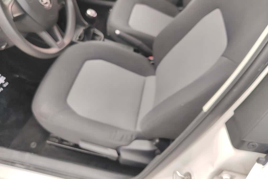 Skoda Rapid, 2018 9