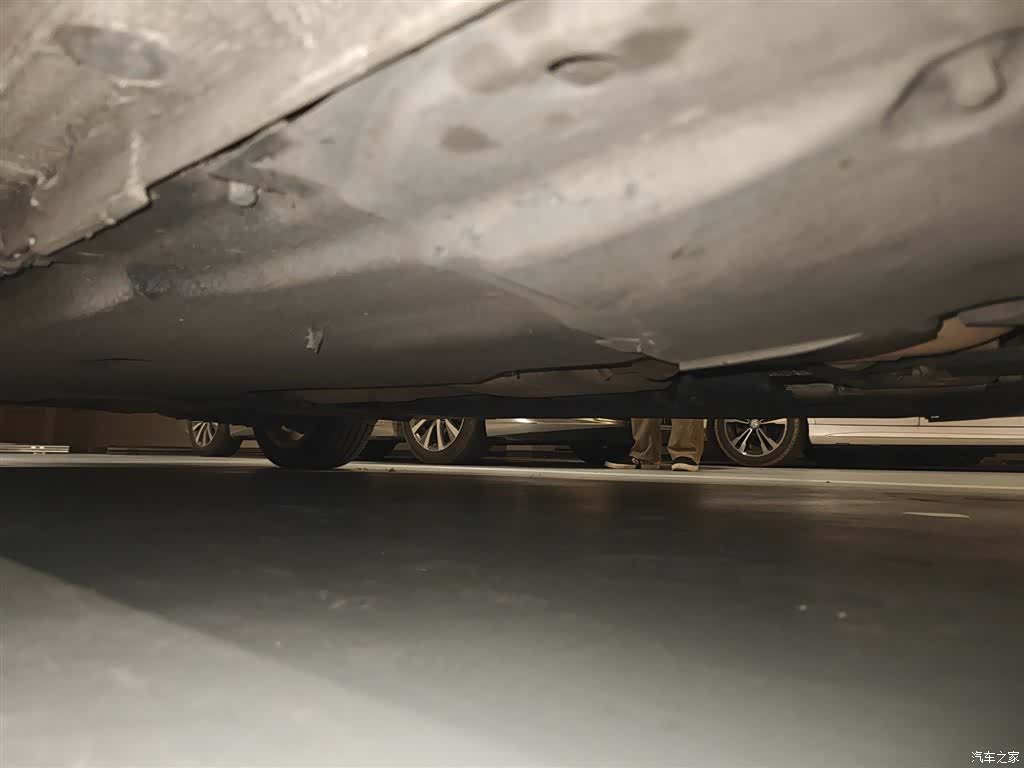 Audi A4L, 2017 16