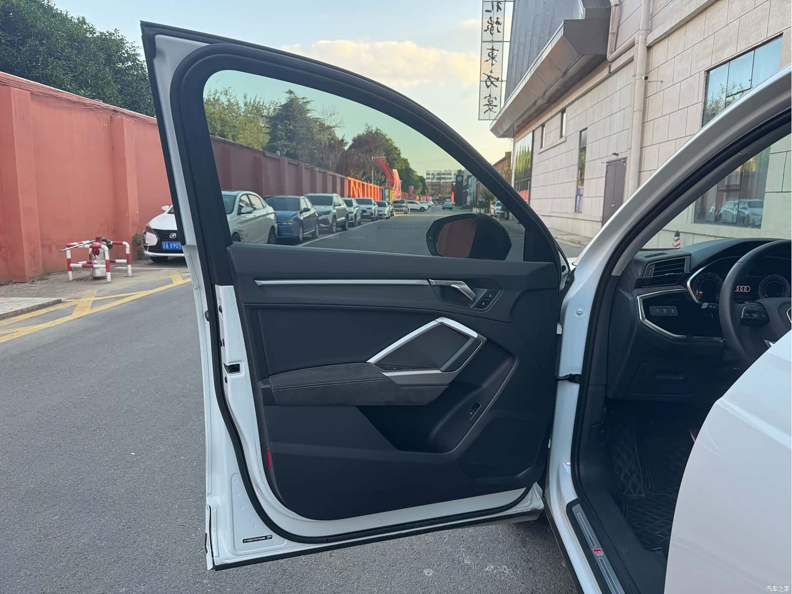Audi Q3, 2023 19