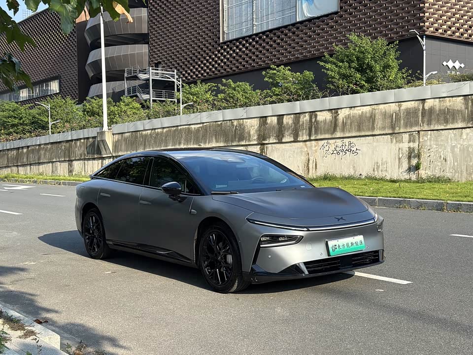 XPENG P7+