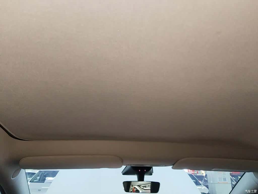 Tesla Model Y, 2022 18
