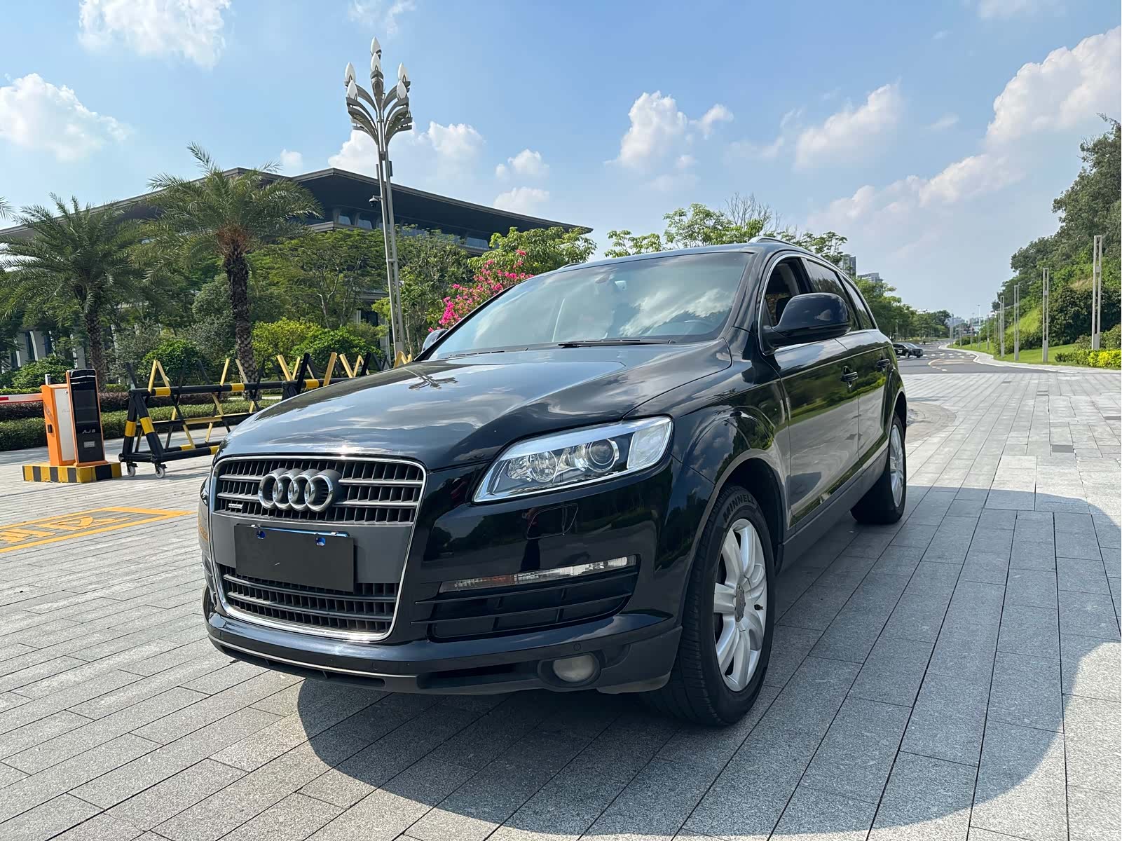 Audi Q7, 2009 16