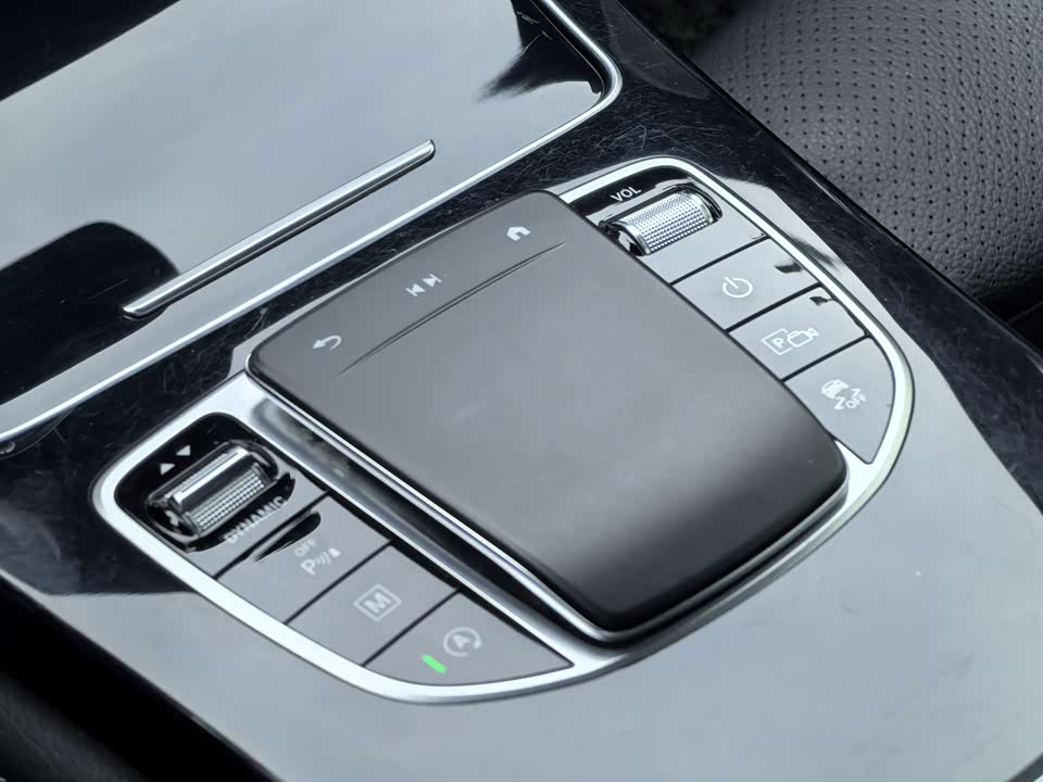 Mercedes-Benz GLC Mercedes-Benz GLC