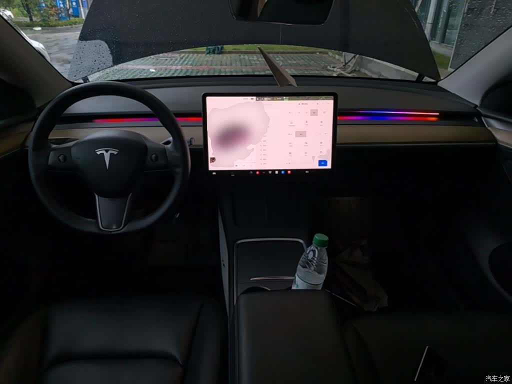 Tesla Model Y, 2021 10