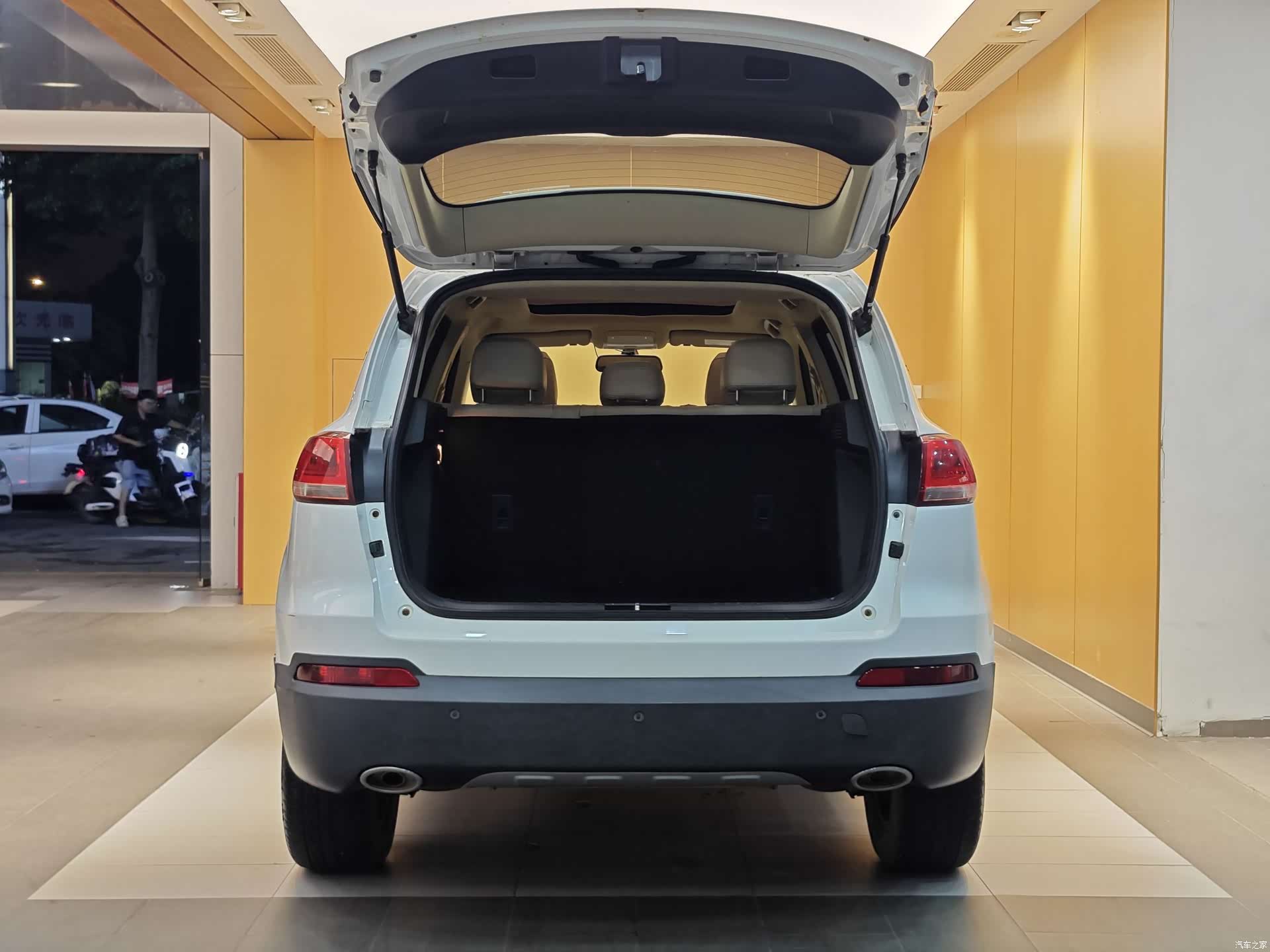 Zotye X5, 2016 26