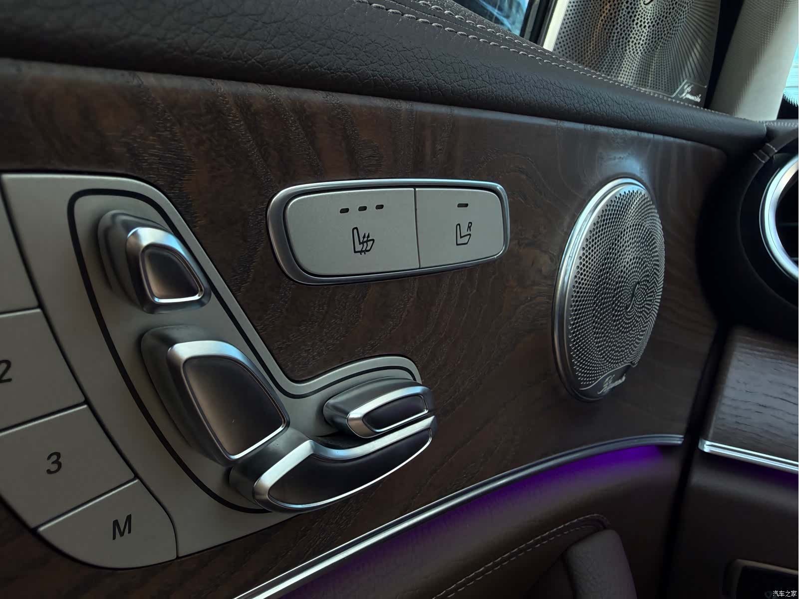 Mercedes-Benz E-Class, 2019 14
