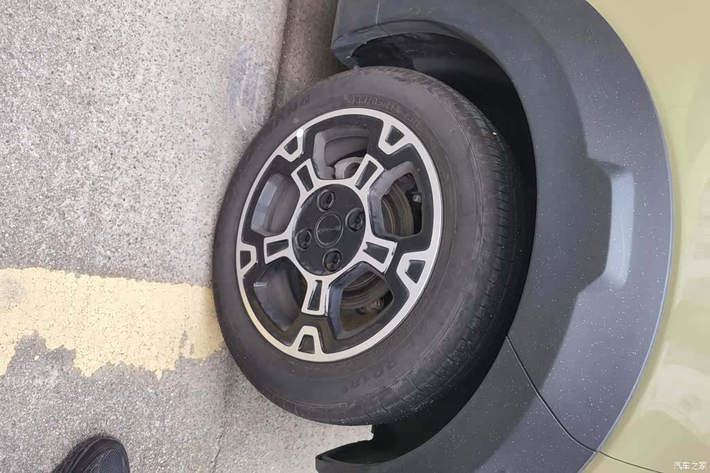 Geely Panda, 2025 6