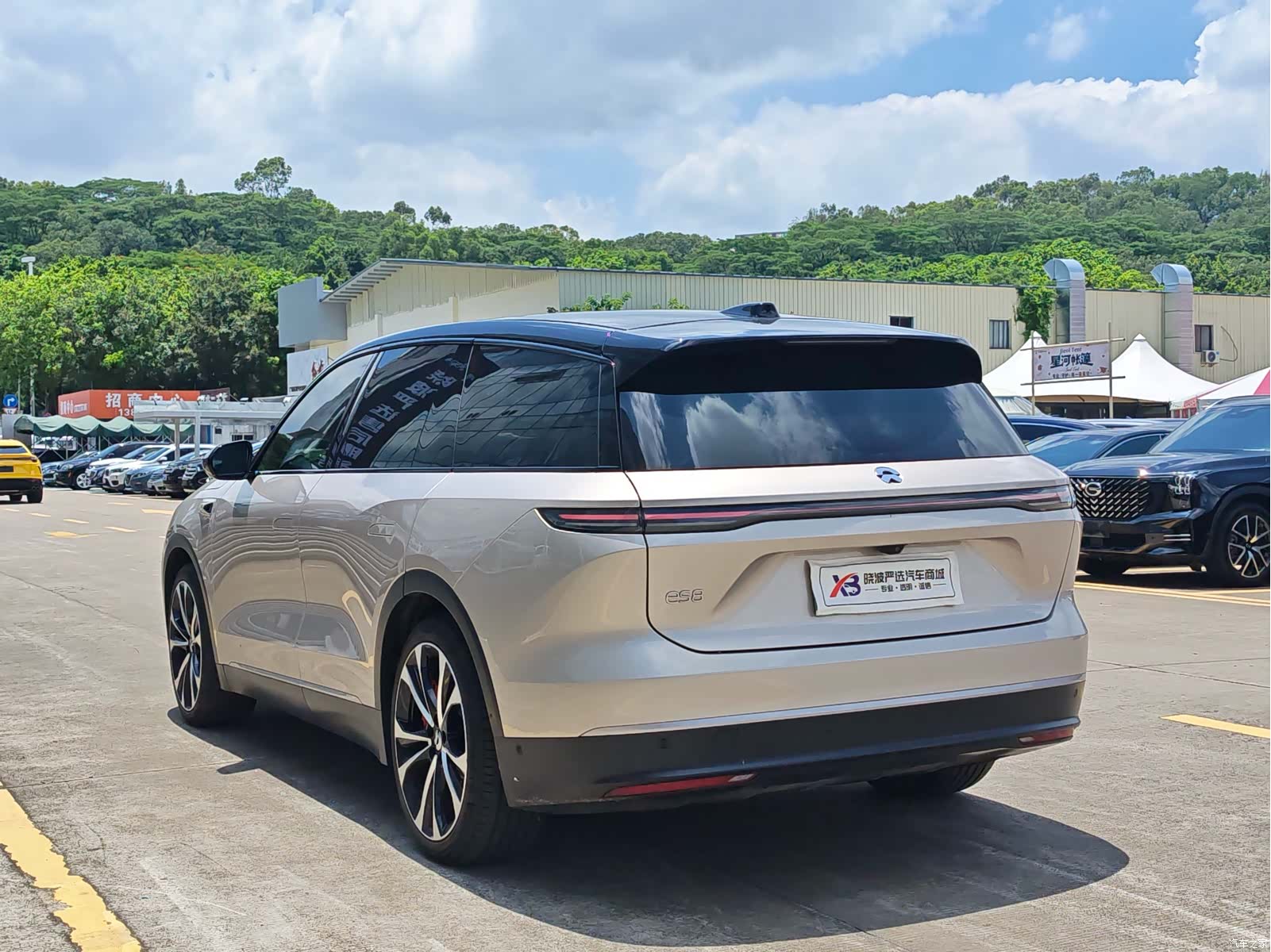 NIO ES8, 2023 4