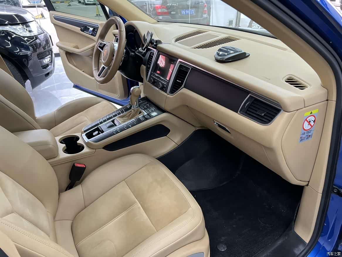 Porsche Macan, 2015 12