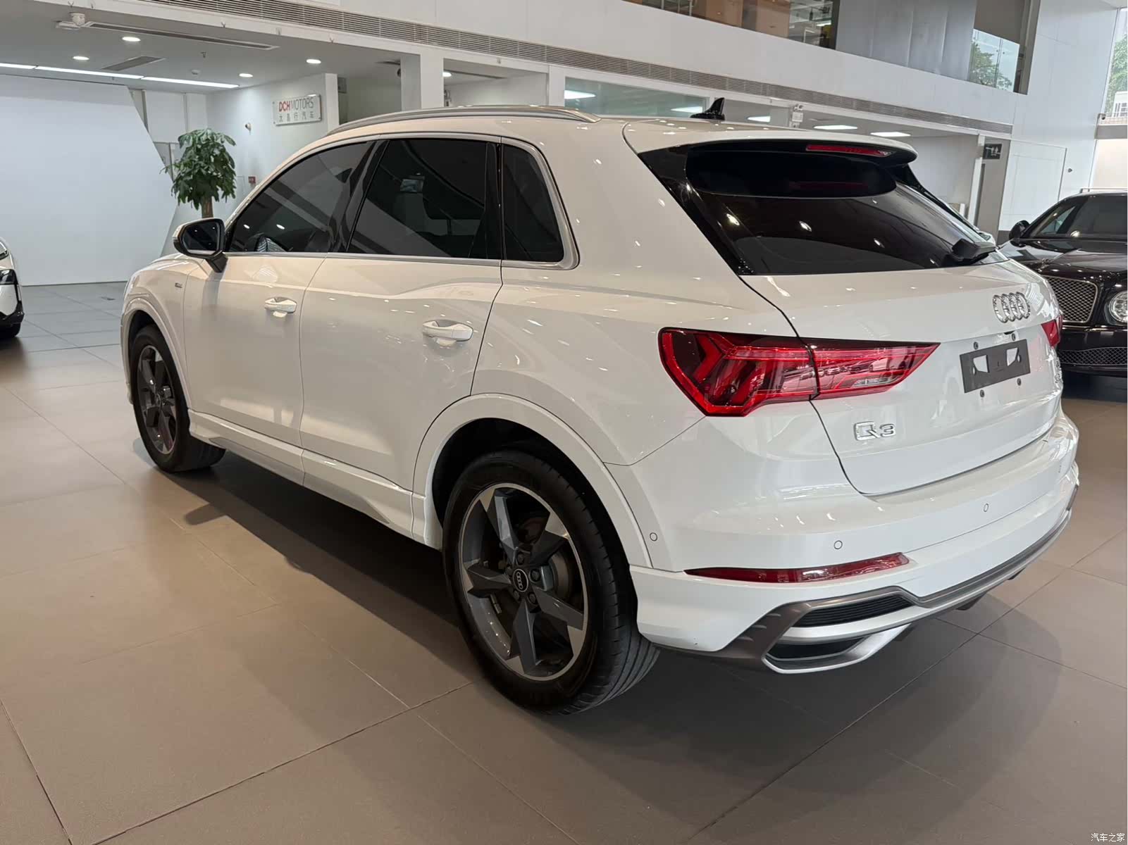 Audi Q3, 2023 6