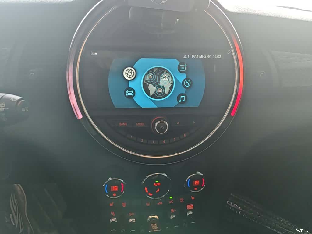Mini Cooper, 2018 13