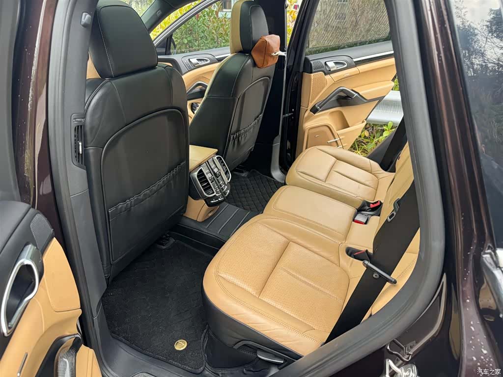 Porsche Cayenne, 2014 38