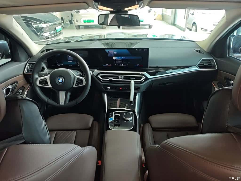 BMW i3, 2024 10