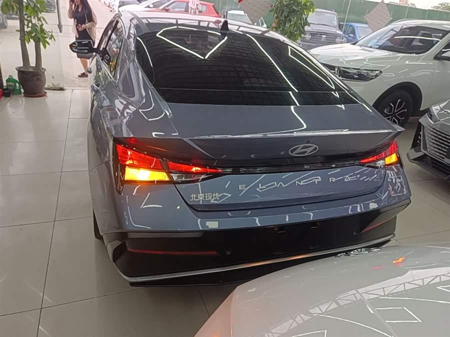 Hyundai Elantra 2024, фото 6