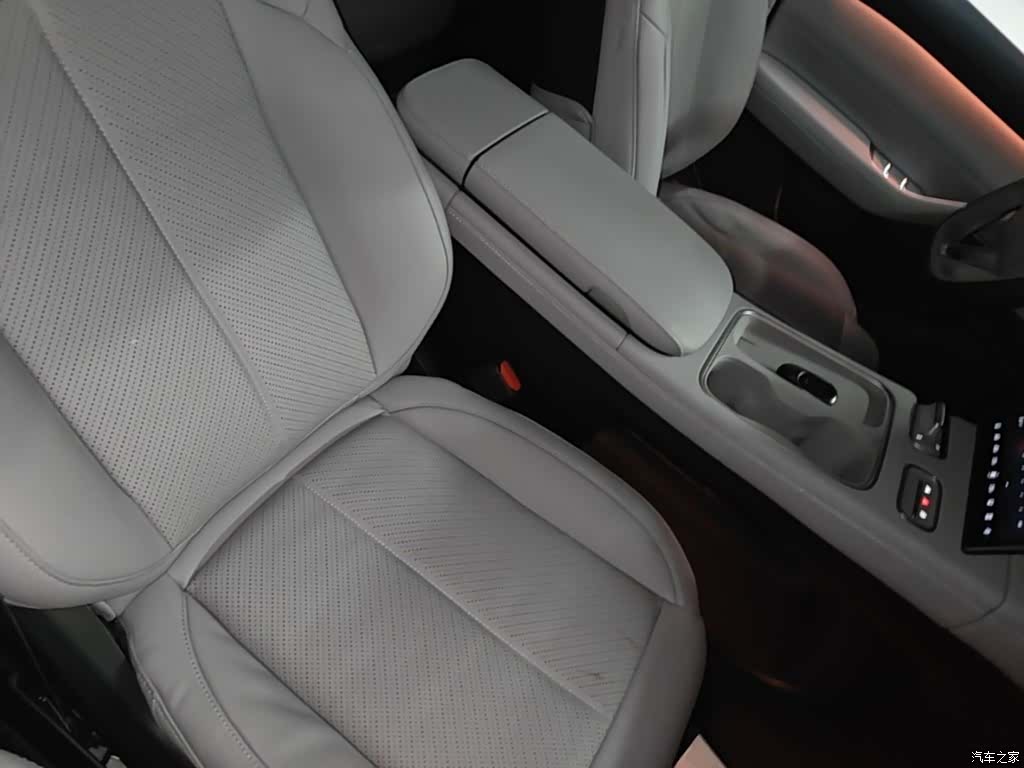NIO EC6, 2025 25