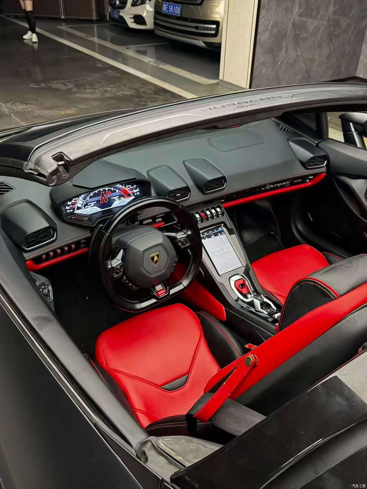 Lamborghini Huracán, 2021 все фото