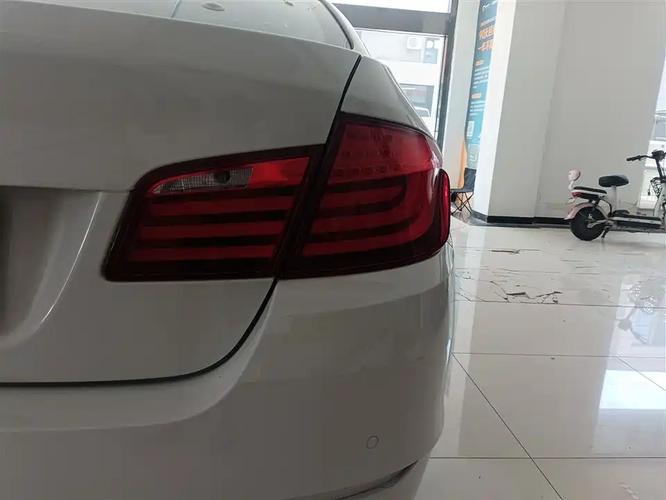 BMW 5 series BMW 5 series