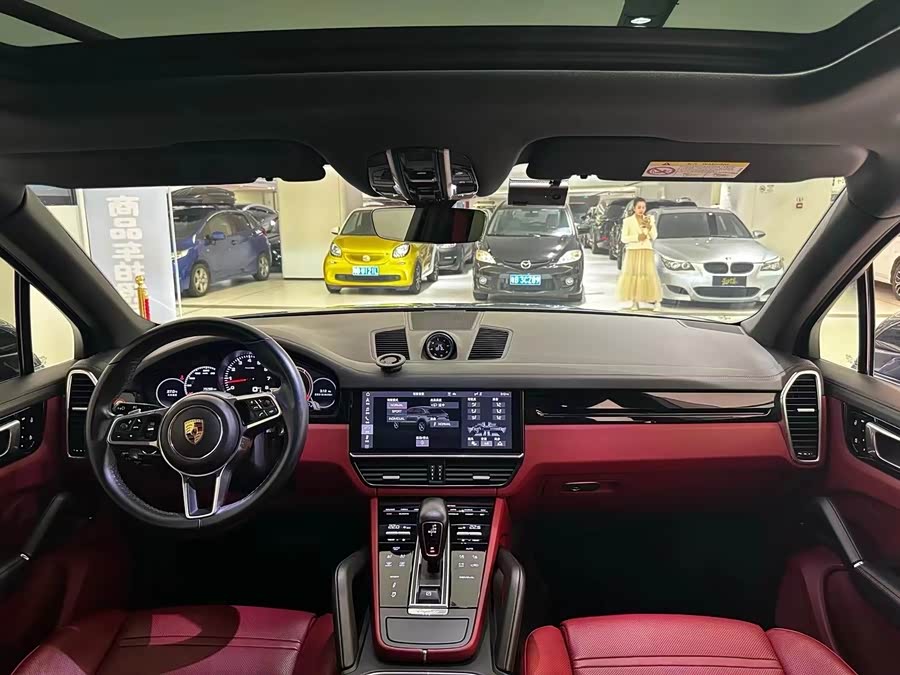 Porsche Cayenne 2019, фото 4