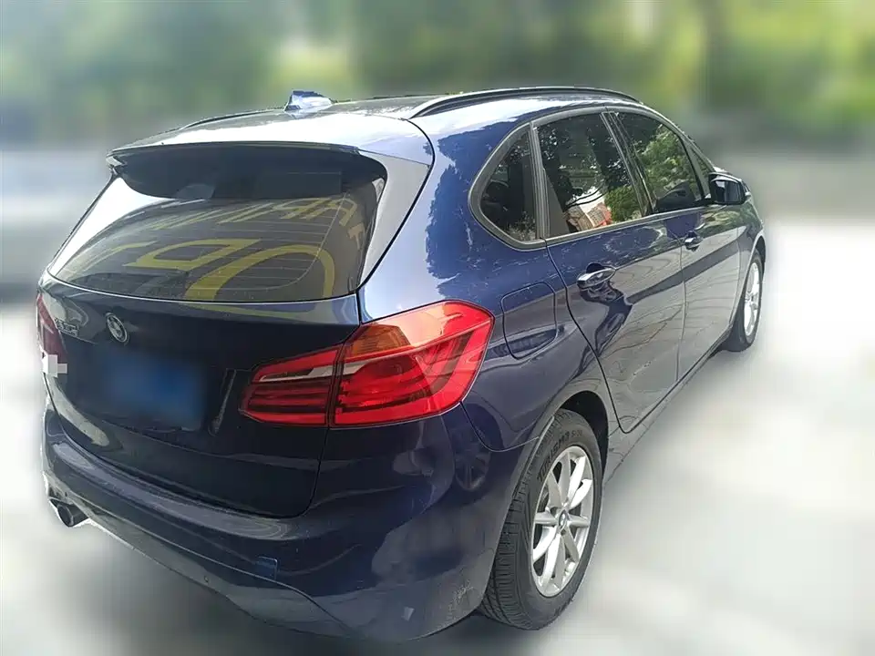BMW 2 series station wagon BMW 2 series station wagon