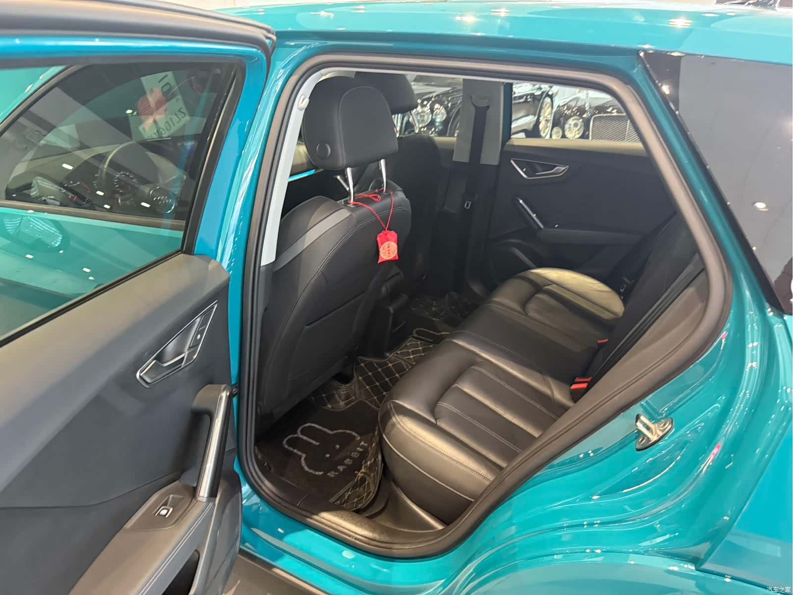 Audi Q2L, 2022 8