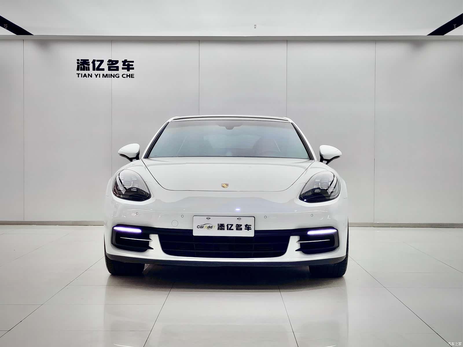 Porsche Panamera, 2018 2