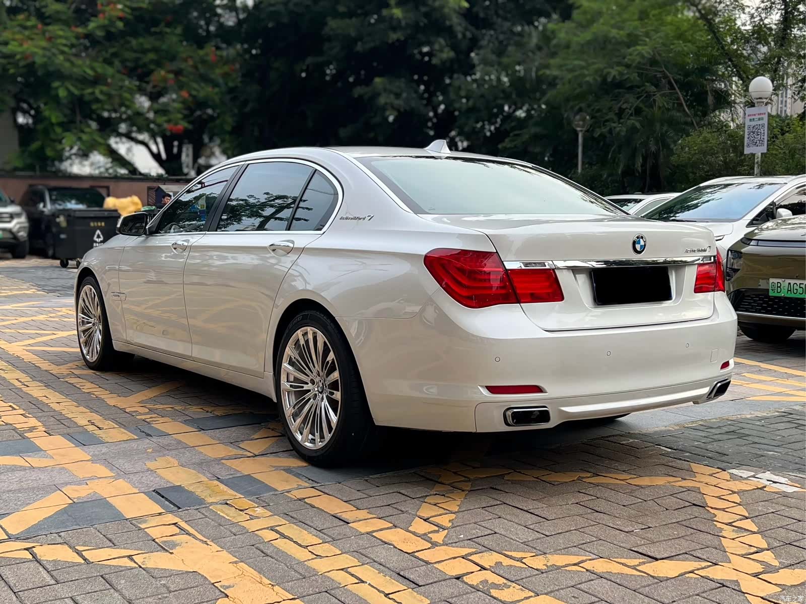 BMW 7 Series, 2013 9