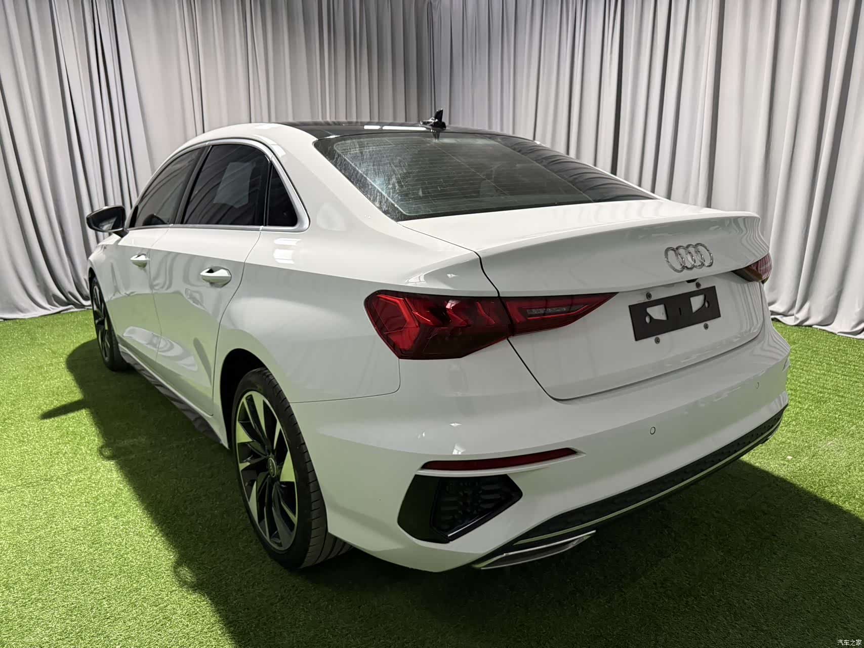 Audi A3, 2022 все фото