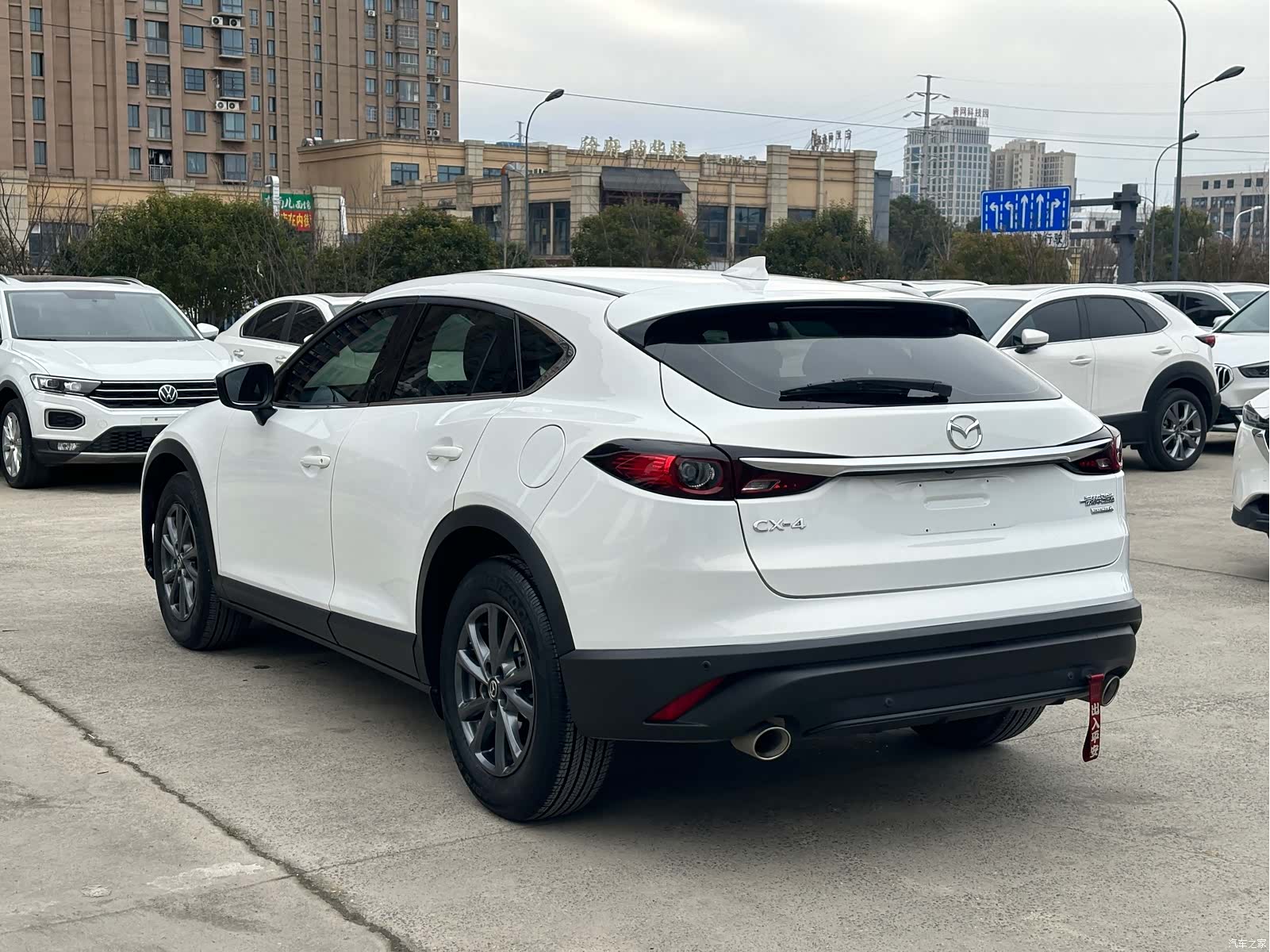 Mazda CX-4, 2023 9