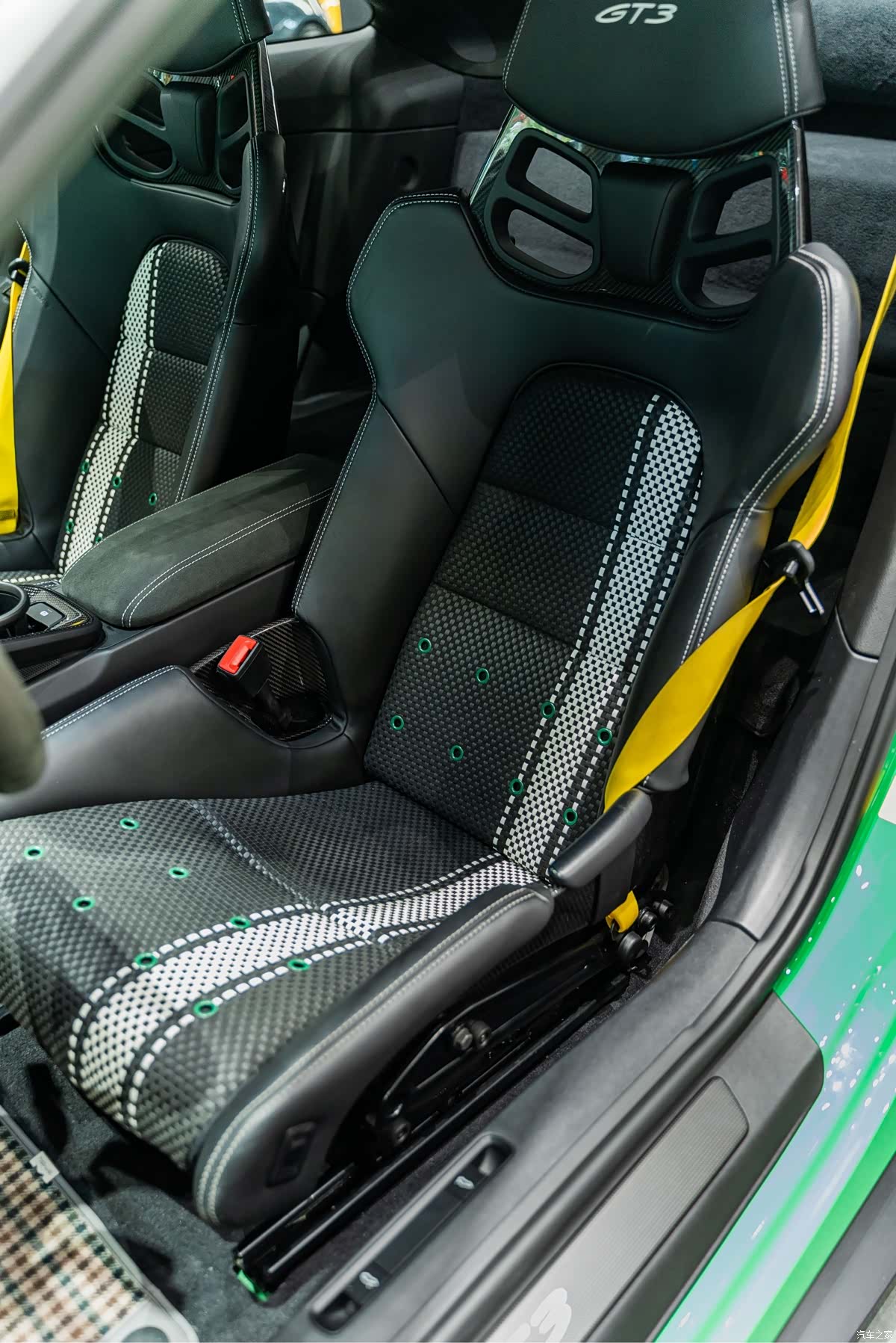 Porsche 911, 2023 17