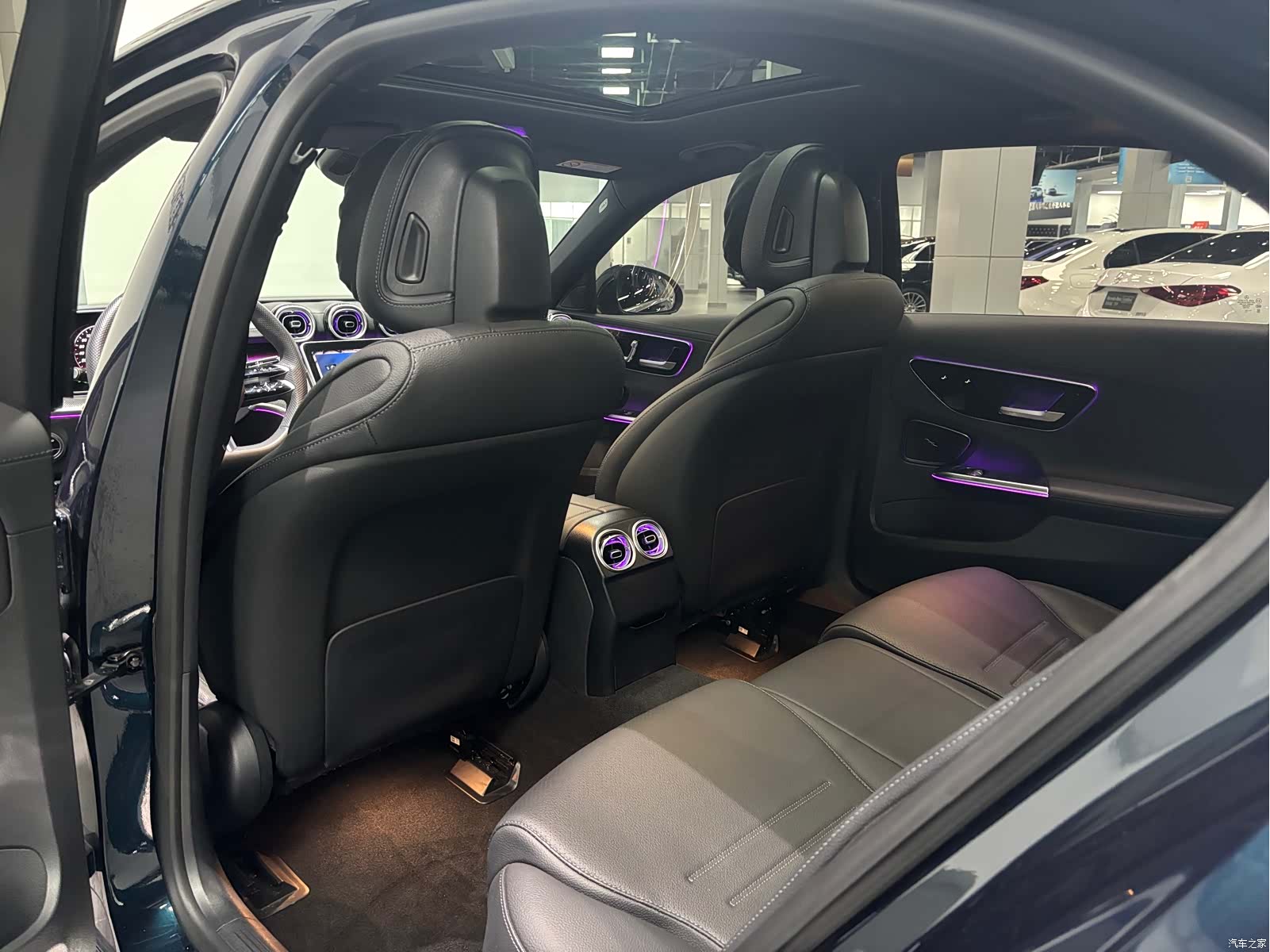 Mercedes-Benz C-Class, 2024 7