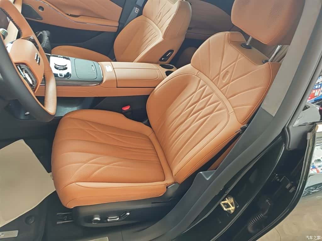 Geely 8, 2025 15