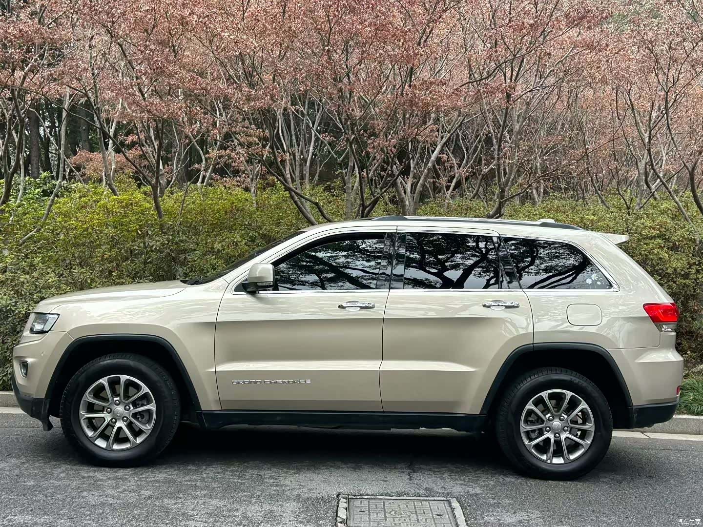 Jeep Grand Cherokee, 2017 все фото