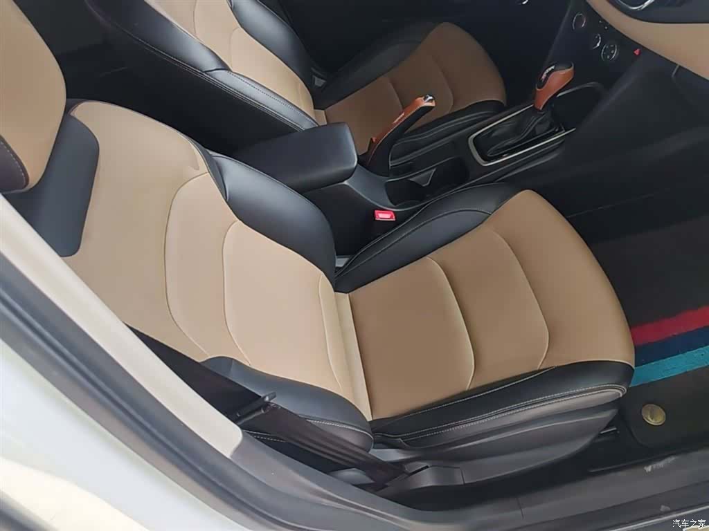 Chevrolet 320, 2021 25